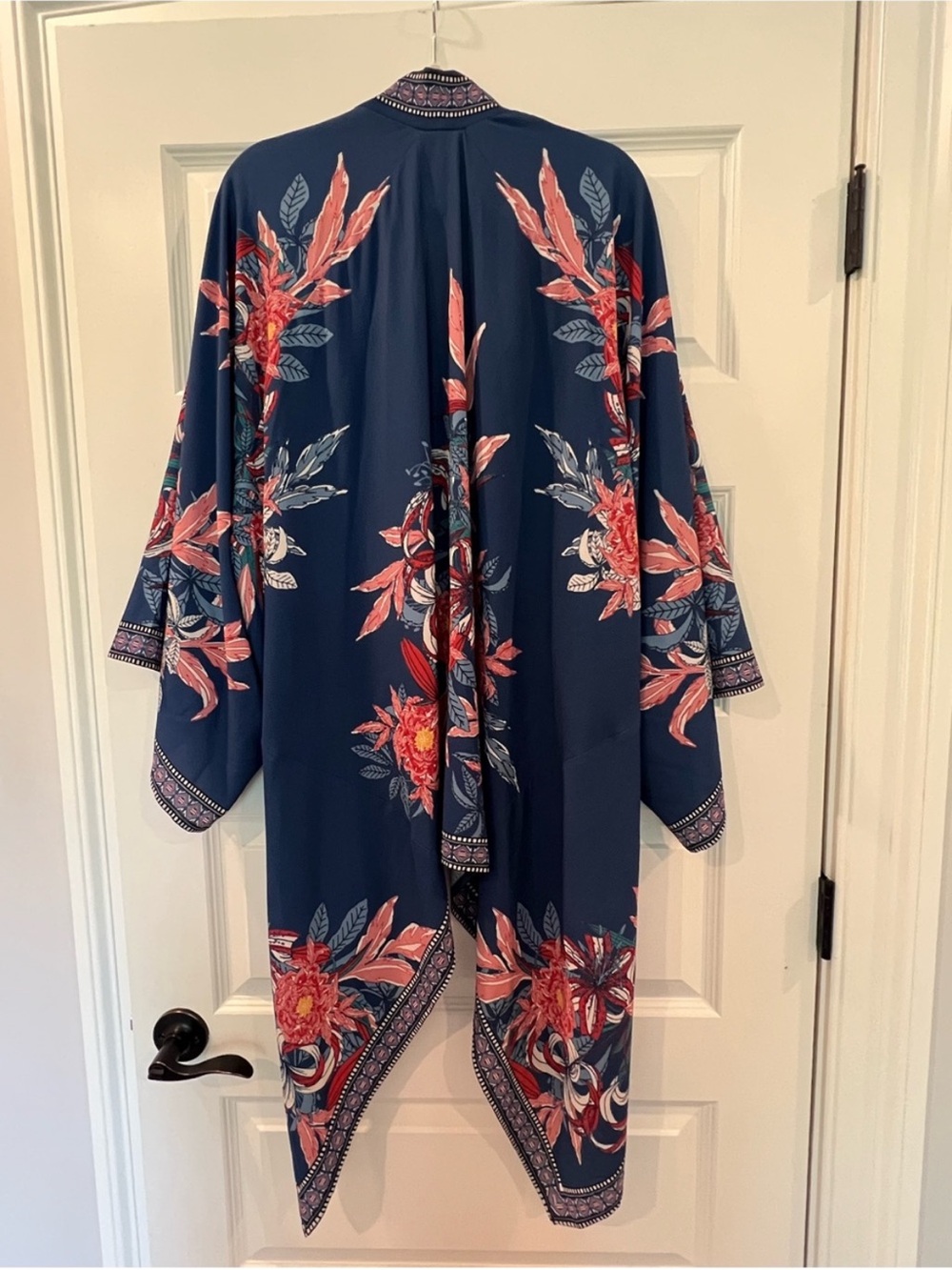 Flying Tomato Navy Floral Boho Kimono Duster Ruana Open Front S/M - Picture 9 of 9